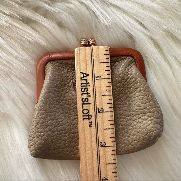 Rare Vintage Dooney & Bourke Small Peddle Leather Coin Wallet Kisslock - Picture 13 of 13